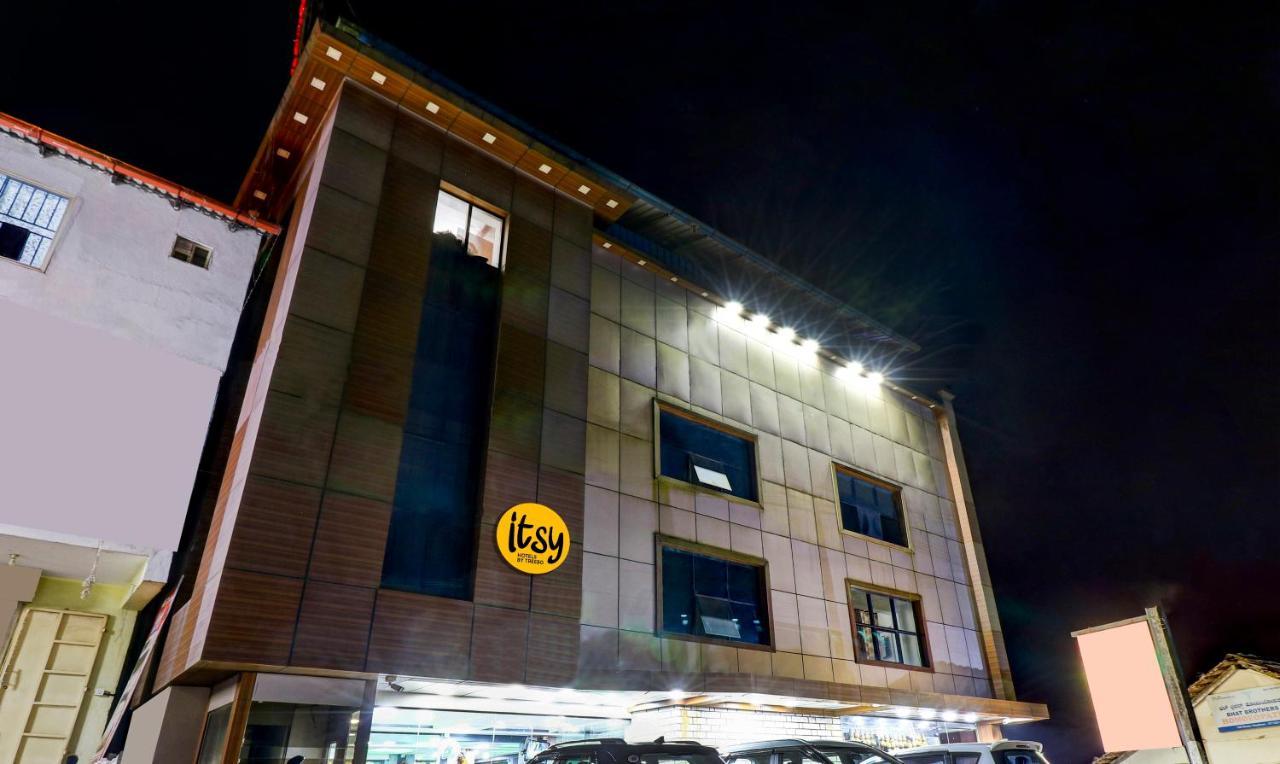 Hotel Itsy By Treebo - Hill View Madikeri Esterno foto